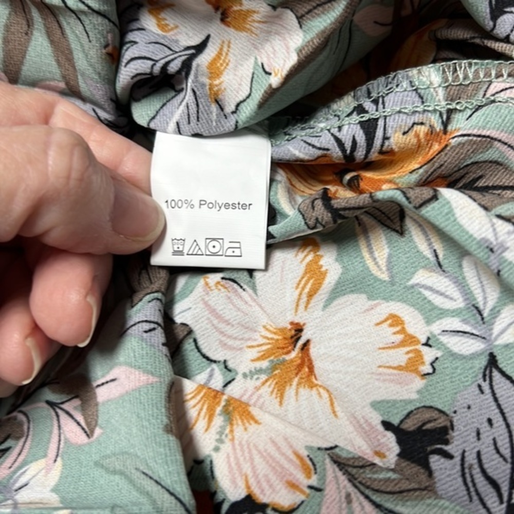 Woman’s‎ dresses - Picture 9 of 12